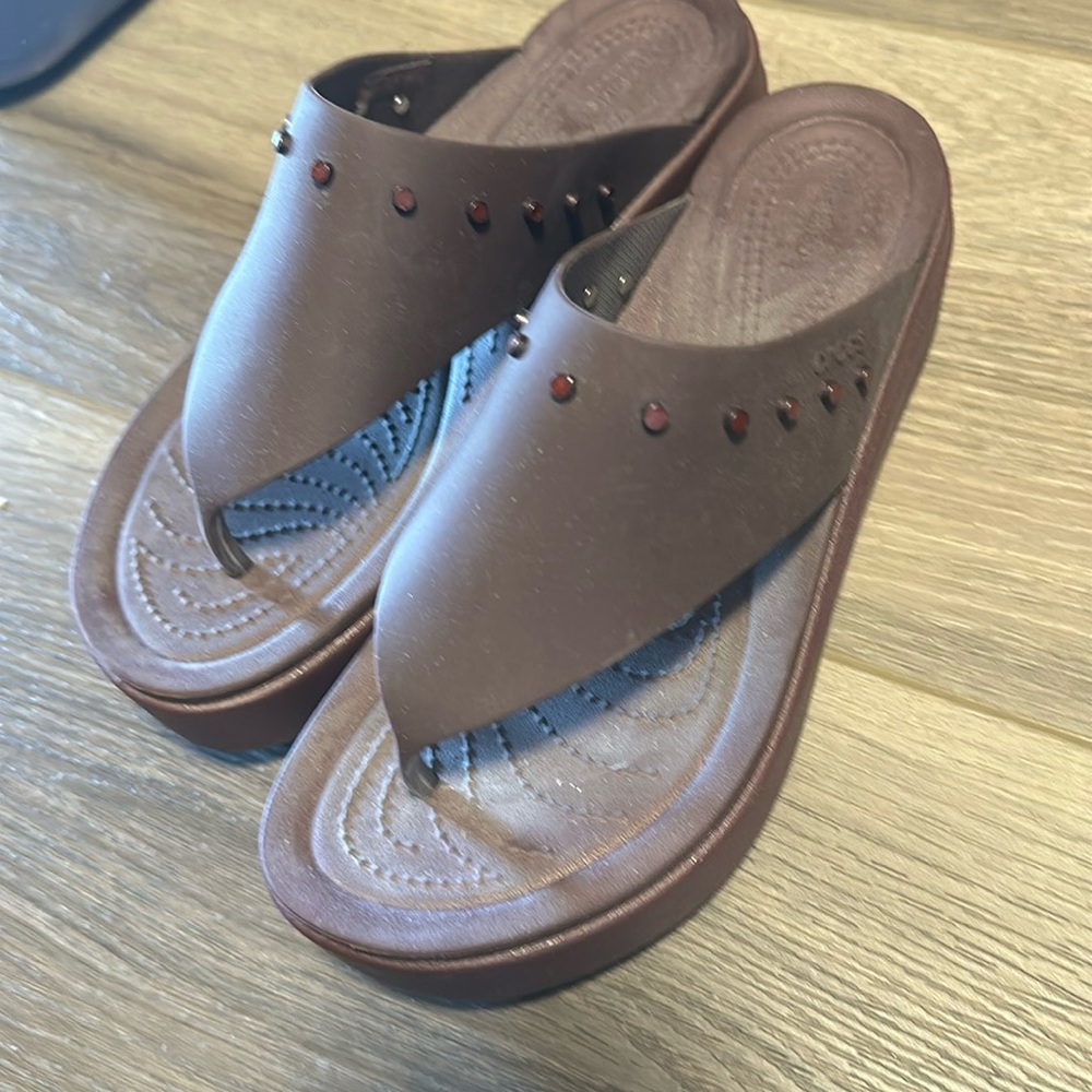 Women’s Croc sandals